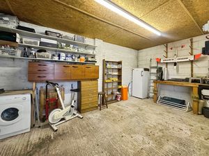 Photo 6- click for photo gallery